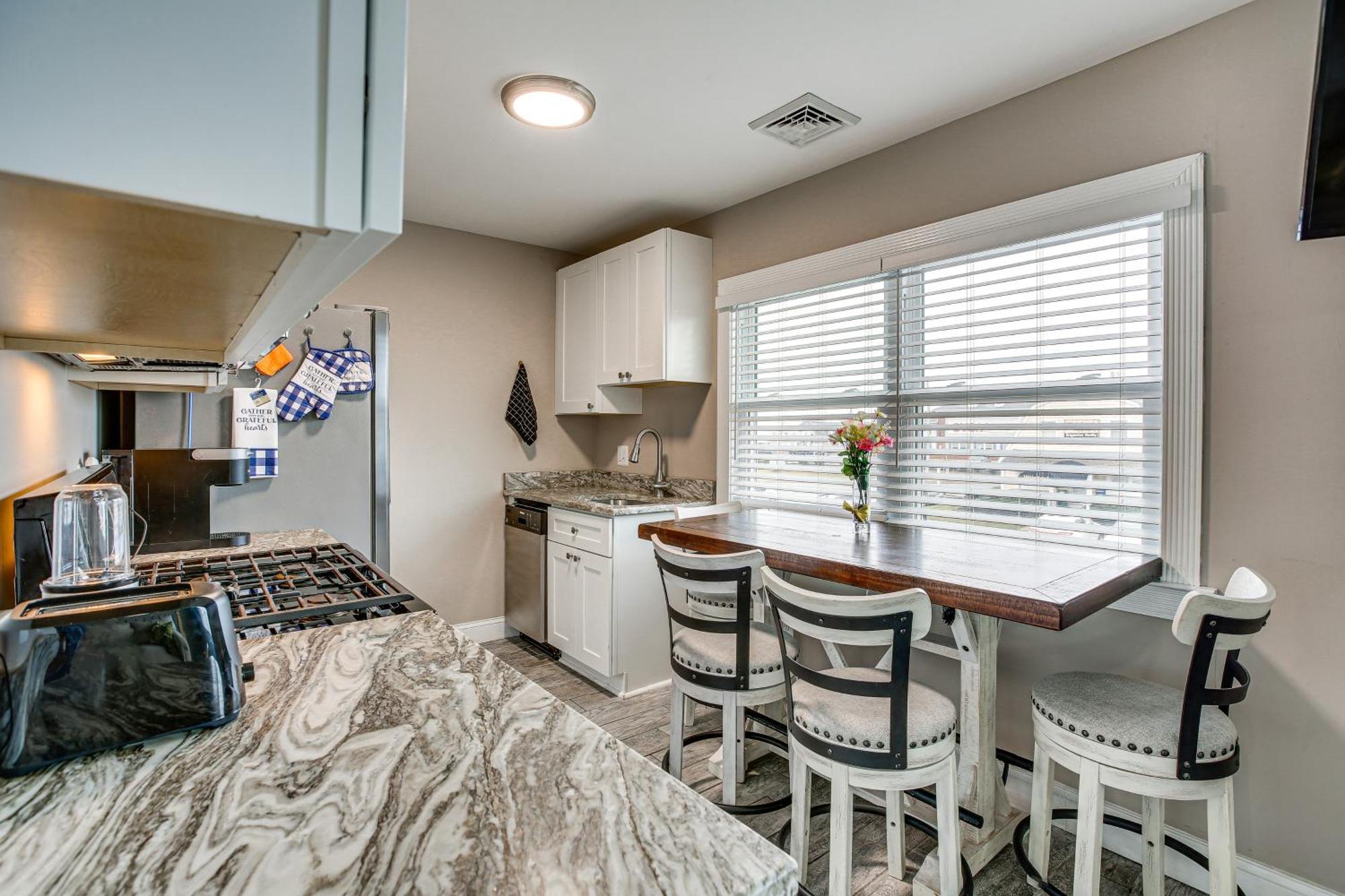 Bright Duplex Condo Walk To Brigantine Beach! Exterior photo