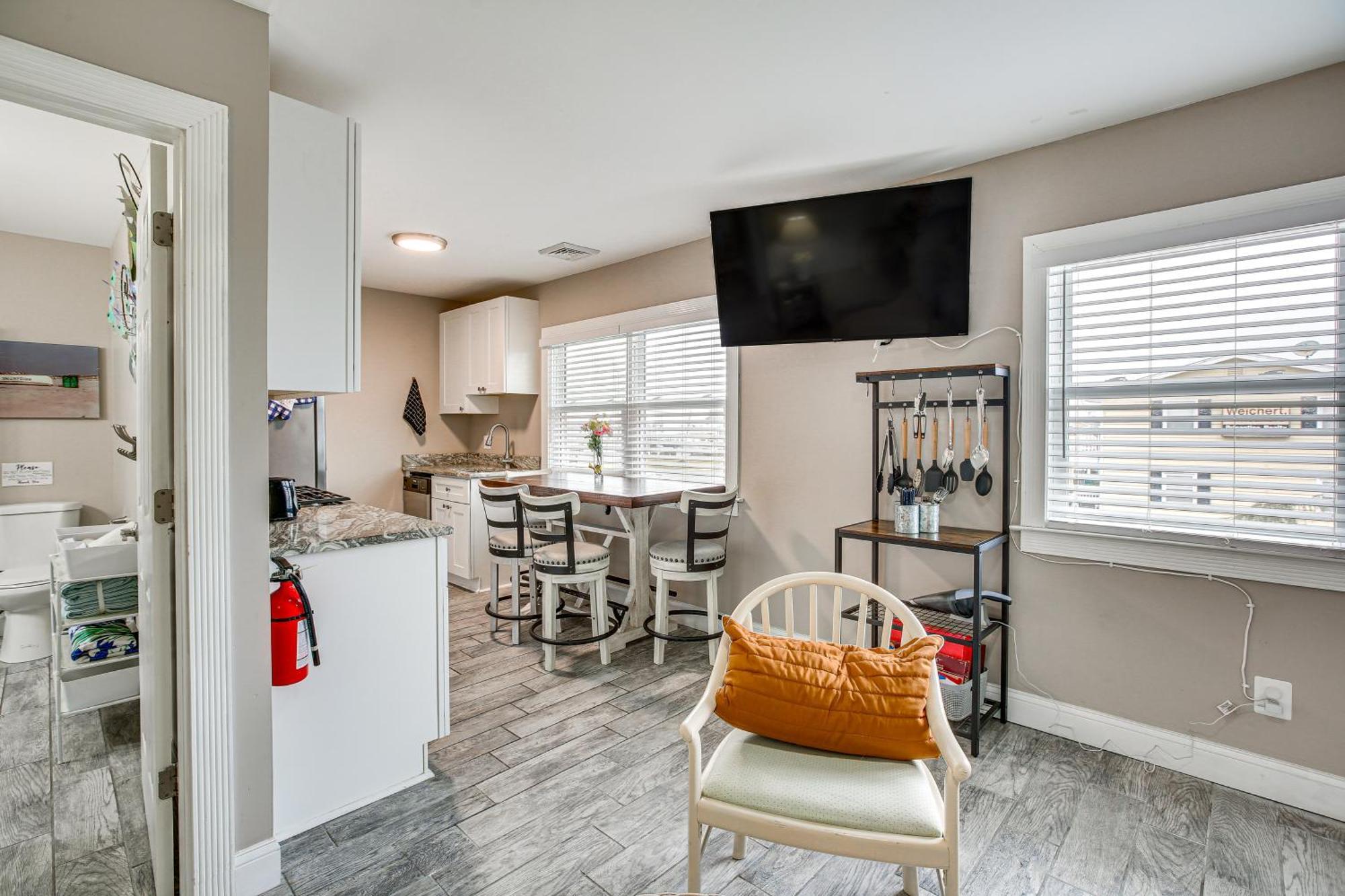 Bright Duplex Condo Walk To Brigantine Beach! Exterior photo
